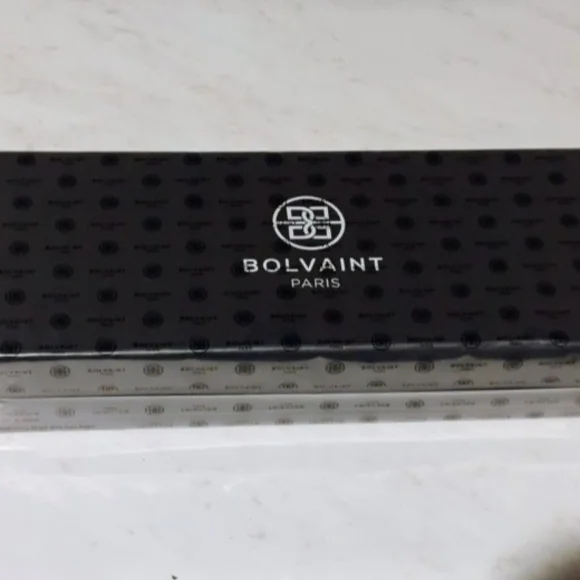 Bolvaint Men's Black Leather Watch